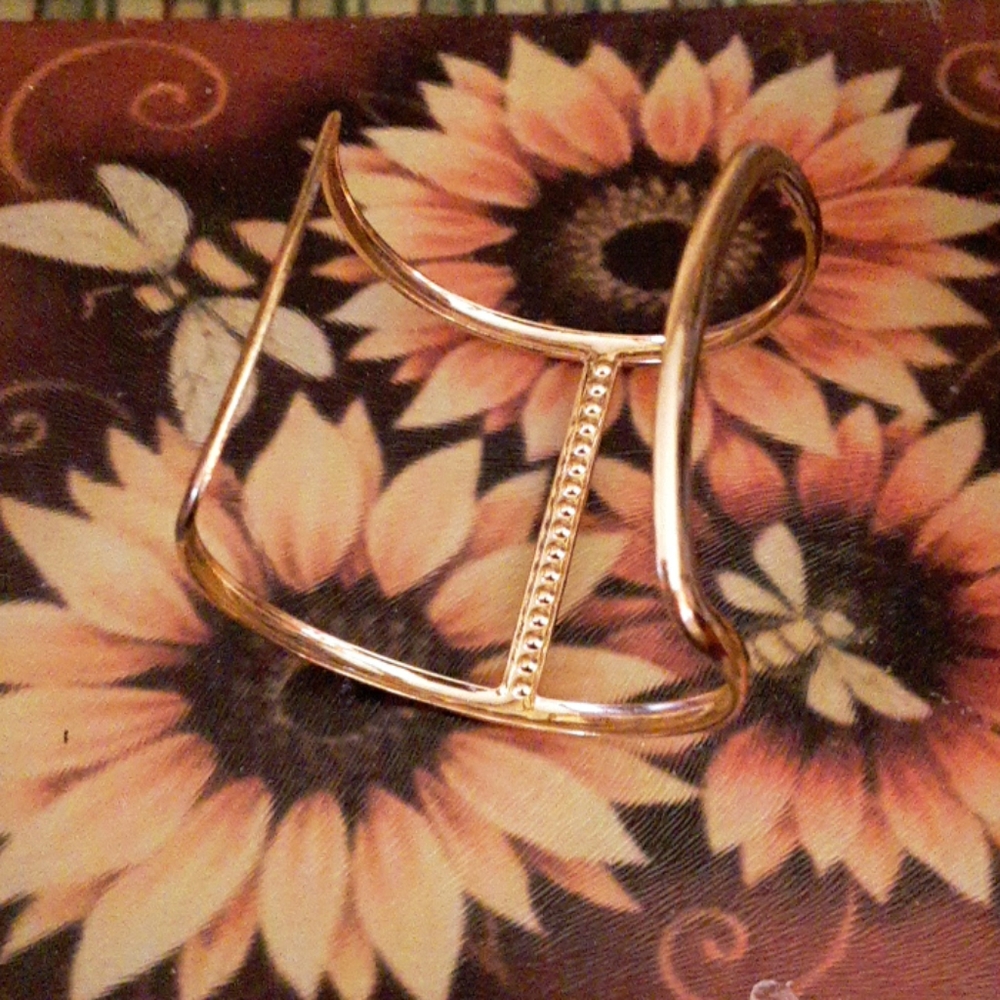 Braclet - Picture 2 of 2